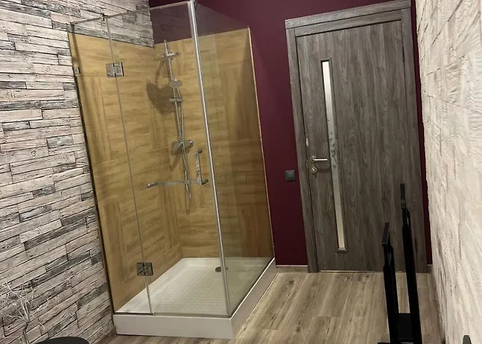 на площі ринок *